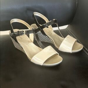 Elegant Black and Cream Wedge Sandals